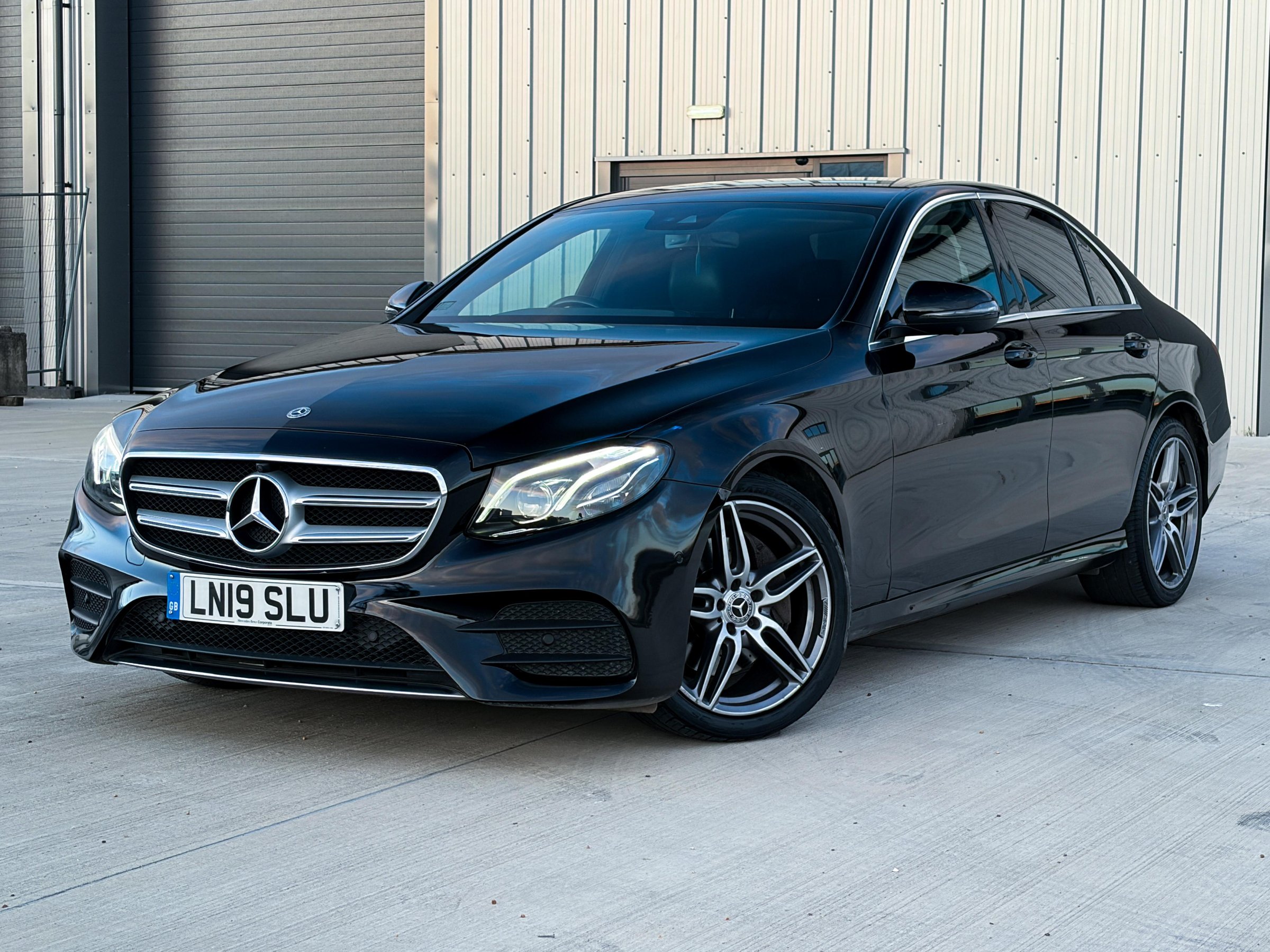 Mercedes-Benz E220 CDI Premium 9G