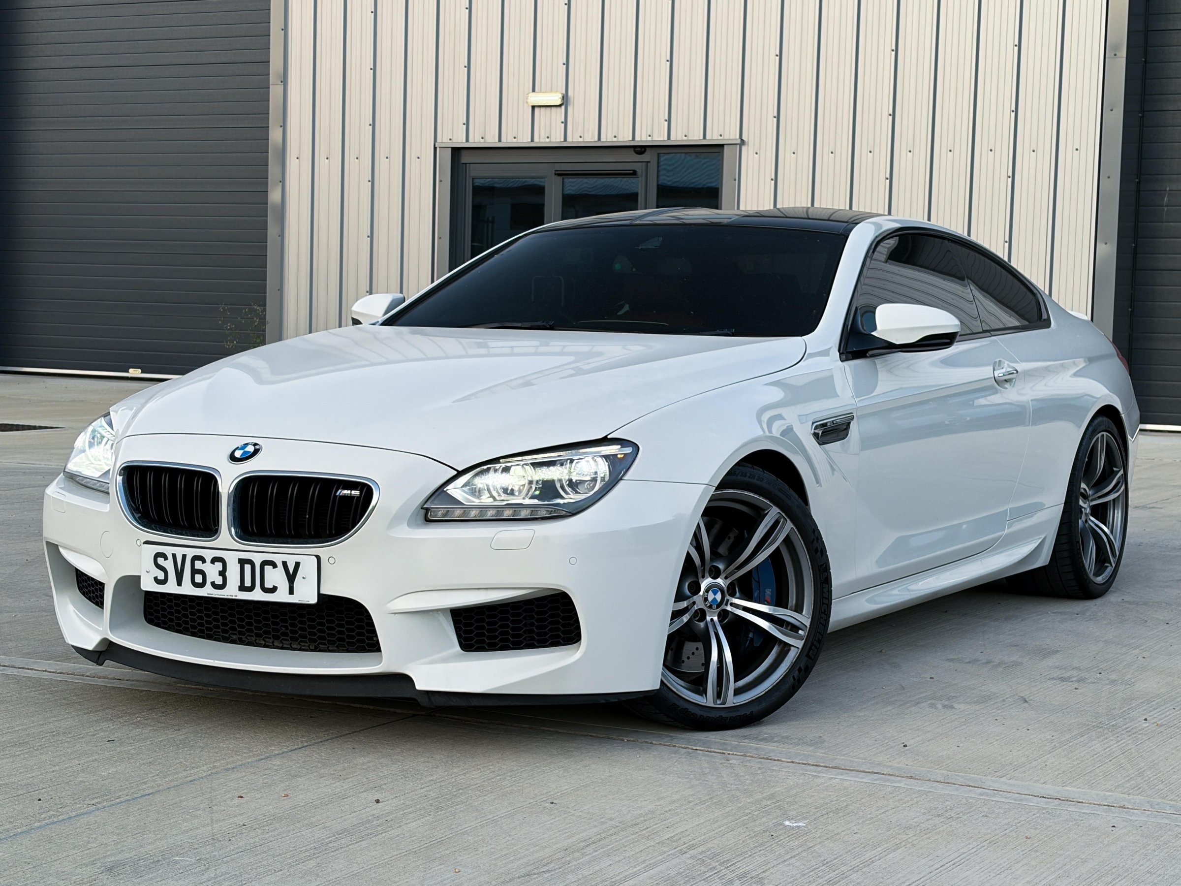 BMW M6 4.4i DCT